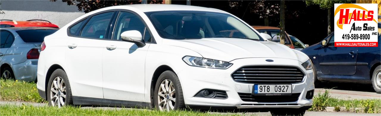 Pre-owned Ford Fusion sedan inventory in the Mansfield, Ohio, dealership lot