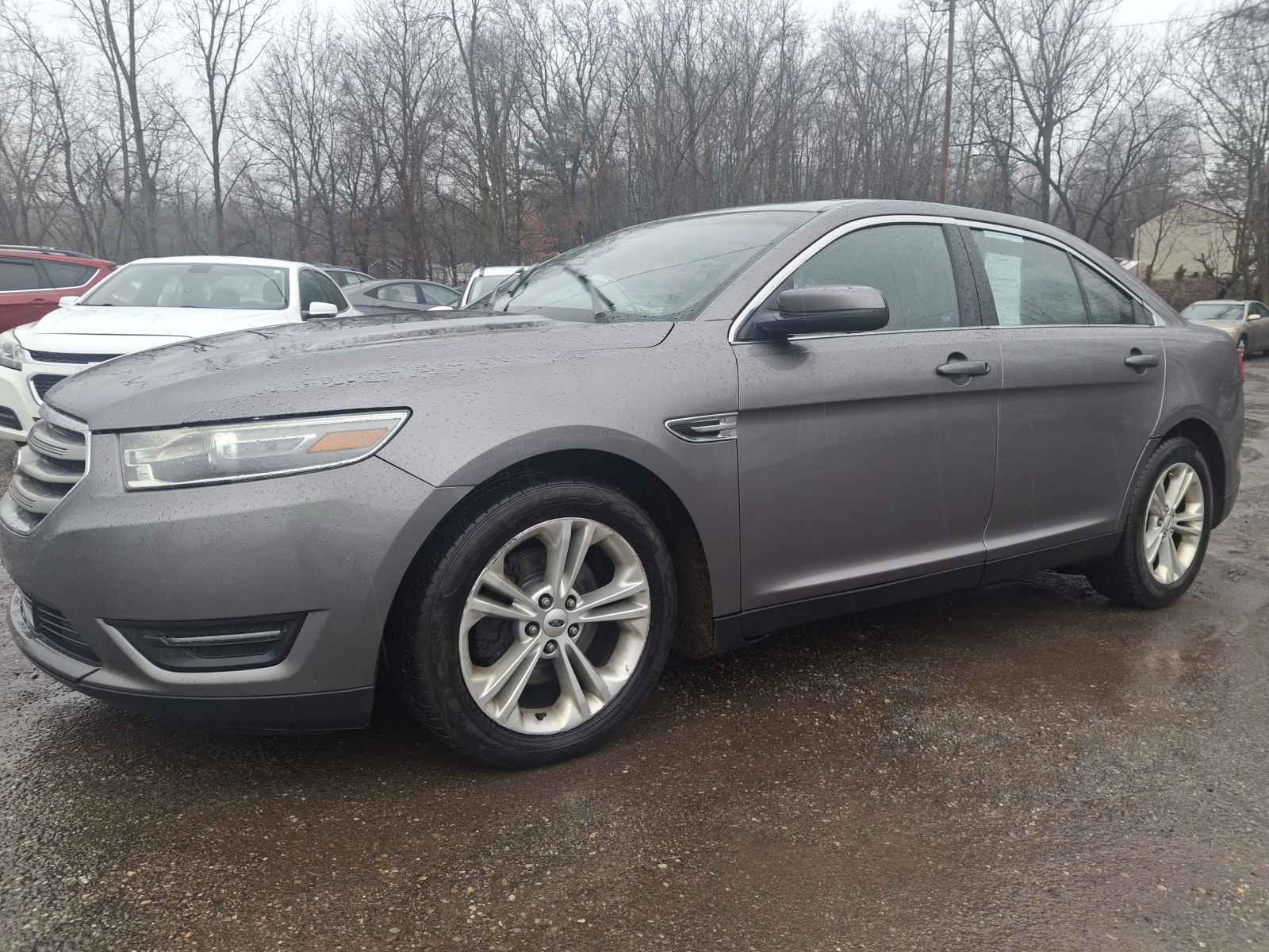 2013 Ford Taurus SEL