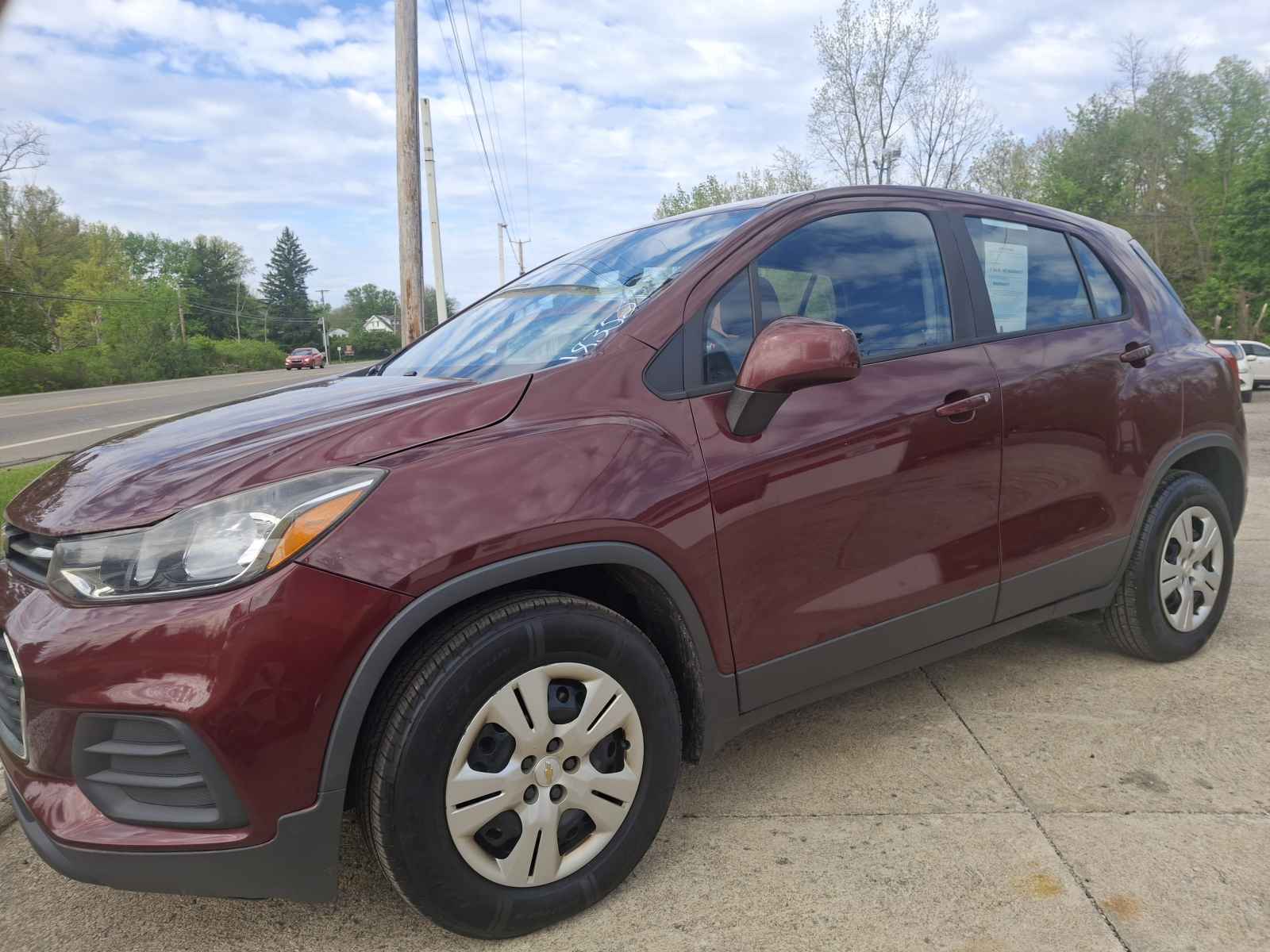2017 Chevrolet Trax LS's photo