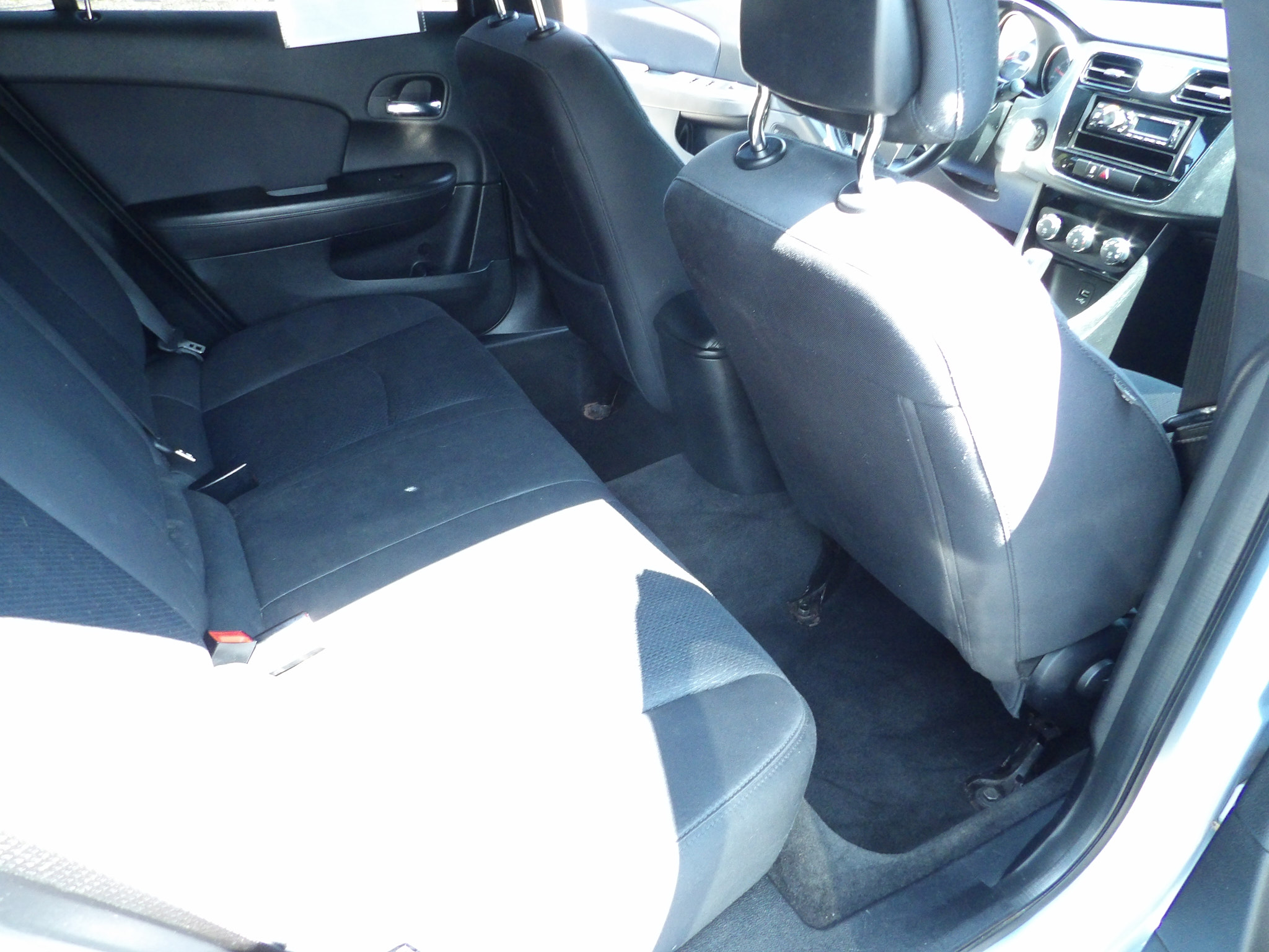 2012 Chrysler 200 Touring - Photo 8