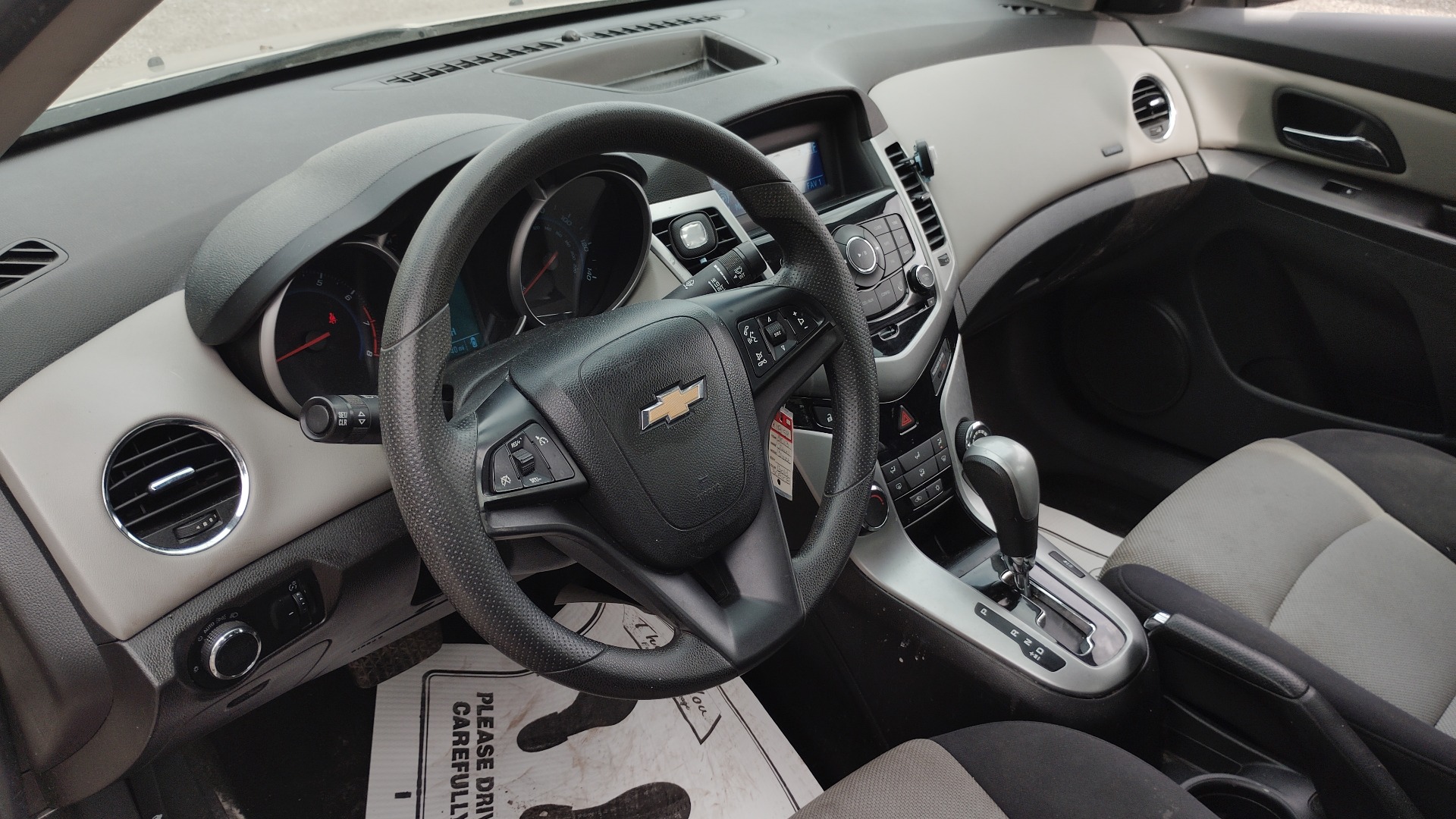 2013 Chevrolet Cruze LS - Photo 15